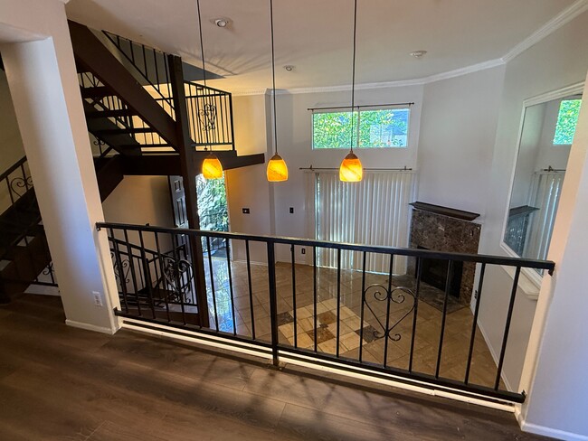 Photo - 13623 Valerio St