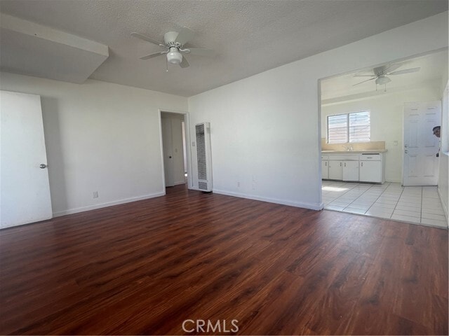 Building Photo - 418 N New Ave Unit C