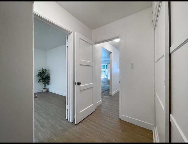 Photo - 1601 N Normandie Ave