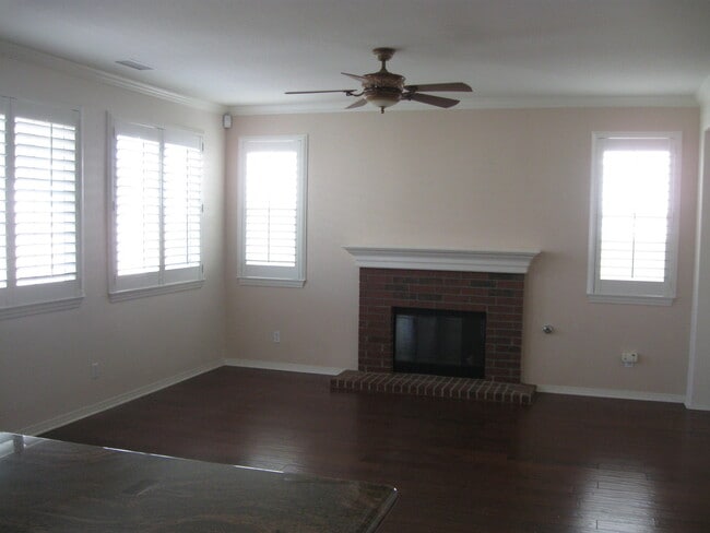 Photo - 31990 Oregon Ln