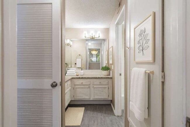 Photo - 3480 Barham Blvd Unit 203