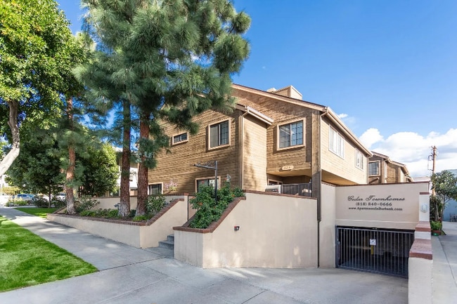 Photo - 624 E Cedar Ave Unit F