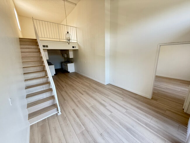 Photo - 15020 Burbank Blvd Apartment