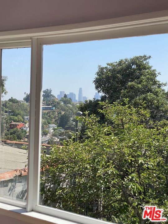 Photo - 2280 Earl St