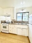 Photo - 1152 N Poinsettia Pl Apartments