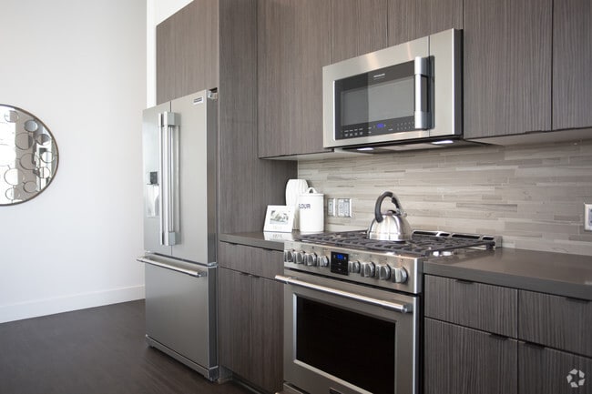 2BR, 2BA-1665 SF - Apex and Alina