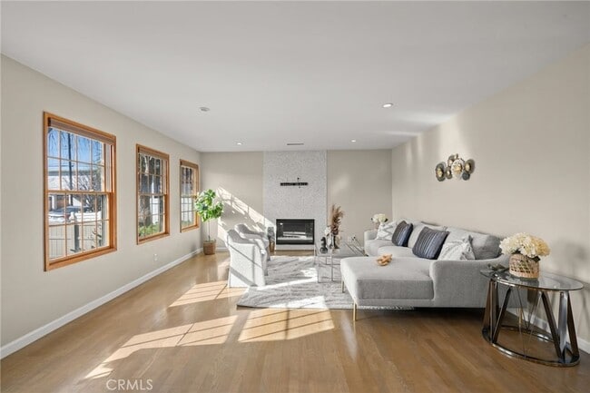 Photo - 12313 Alberta Dr