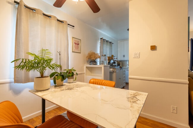 Photo - 1219 S Bedford St