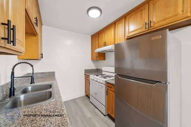 Building Photo - 2907 W. 141st Place