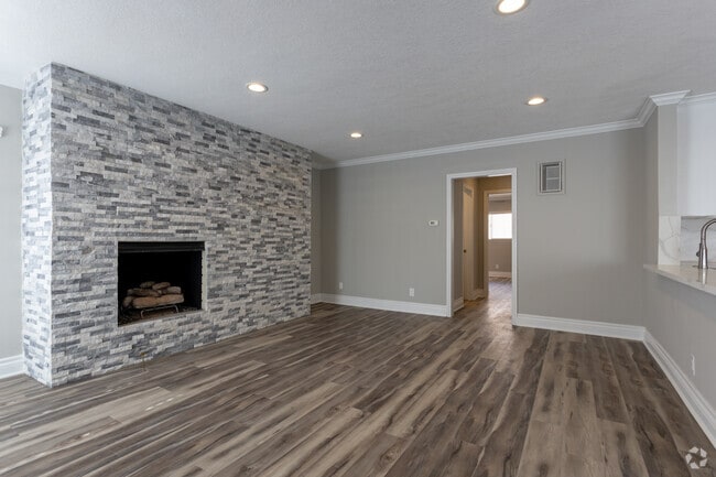 2BR, 2BA - Lunada Bay Apartments