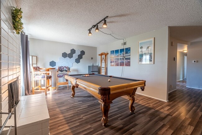 Building Photo - Furnished 4BR Oceanside Retreat w/ Pool Table, Home Gym & Utilities Included