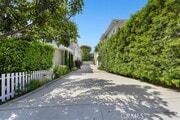 Photo - 506 25th St Townhome