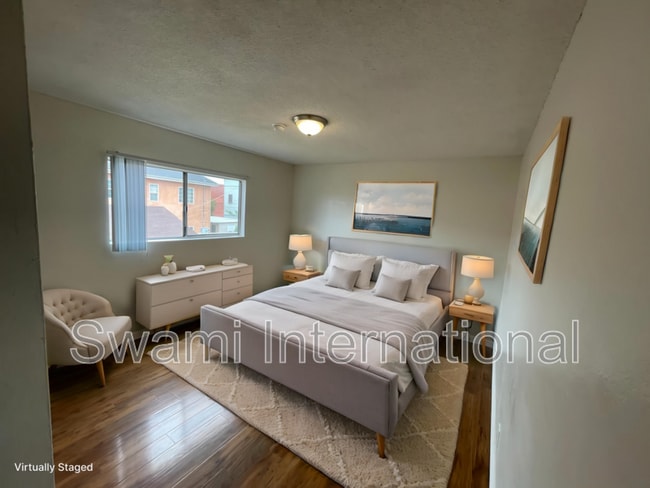 Building Photo - 6336 Denver Ave Unit 3