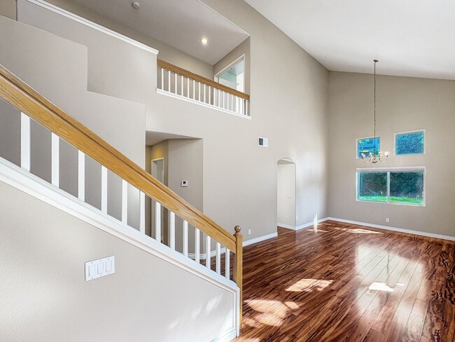 Photo - Bright & Spacious 4B/3BA Scripps Ranch Home - New AC, Hardwood Floors, Backyard!