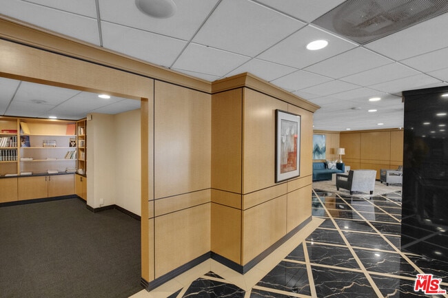 Photo - 100 S Doheny Dr Unit 805