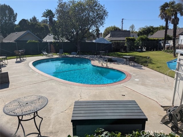 Photo - 200 W 37th St