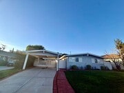 Photo - 4 Bedroom Beautiful Tustin Cul-De-Sac Home