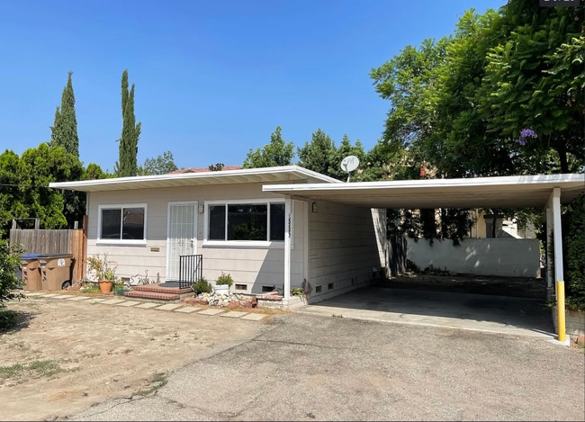 Photo - 555 S Indian Hill Blvd