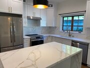 Photo - 1077 E Howard St