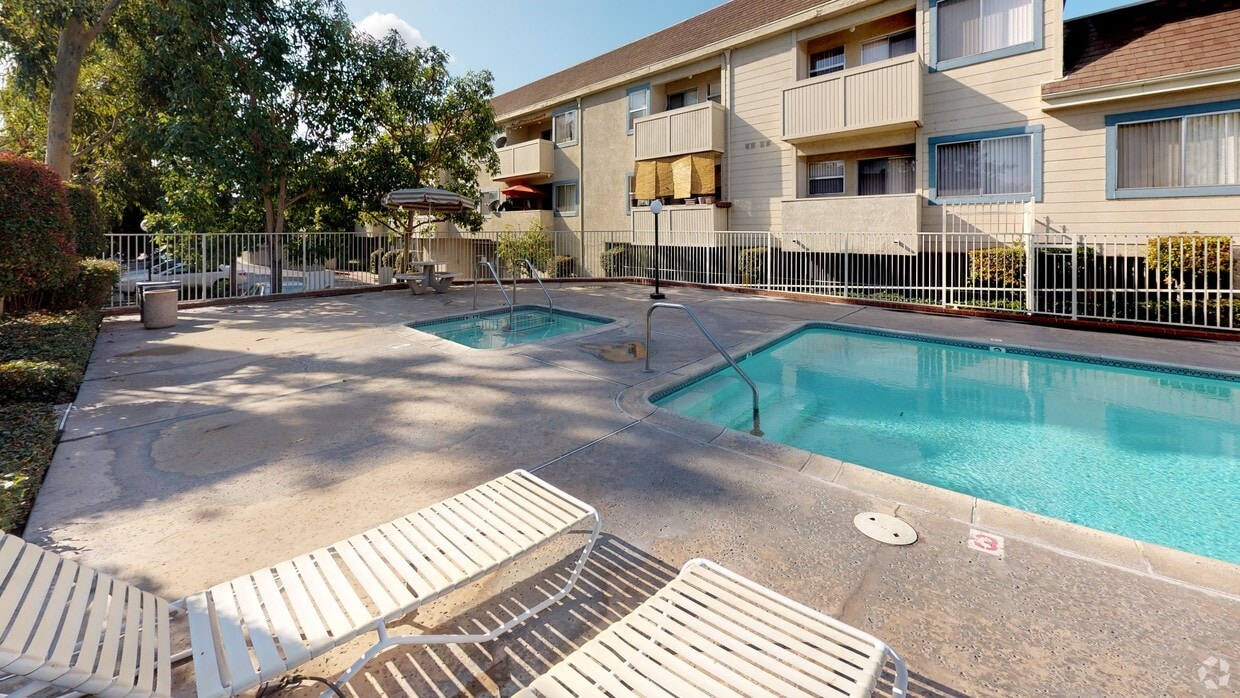3D Tour - Bell Court Apartments