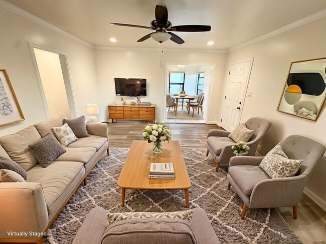 Updated 3 bed 2 bath duplex in Temple City - Updated 3 bed 2 bath duplex in Temple City House