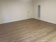 Photo - 144 W Hillsdale St Unit 2