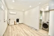 Photo - 4837 N E St