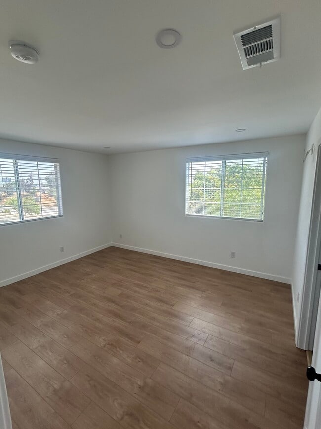 Photo - 11723 Pendleton St