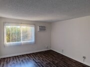 Photo - Hollywood Villa Apartments