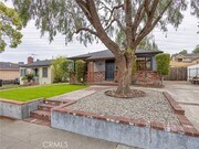 Photo - 927 N Screenland Dr House