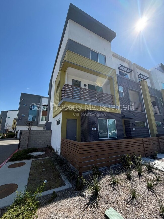 Building Photo - 223 S Johnson Ave