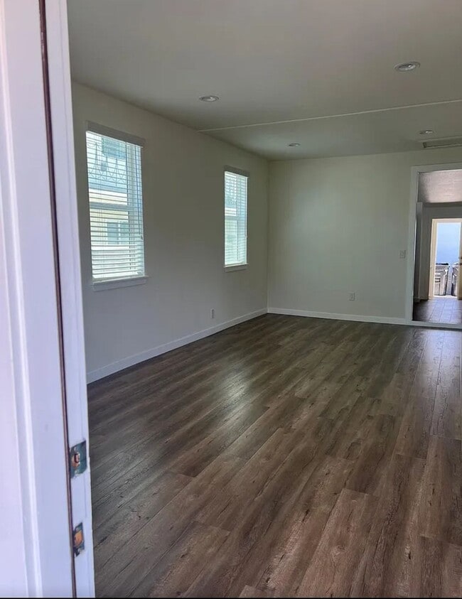 Photo - 631 Indiana Ave Unit FRONT