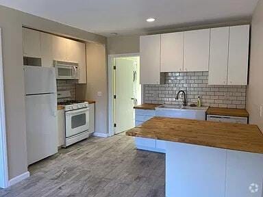 Building Photo - 4440 Dakota Dr Unit B Rental