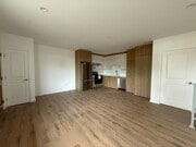 Open floor concept - 6259 Riverton Ave