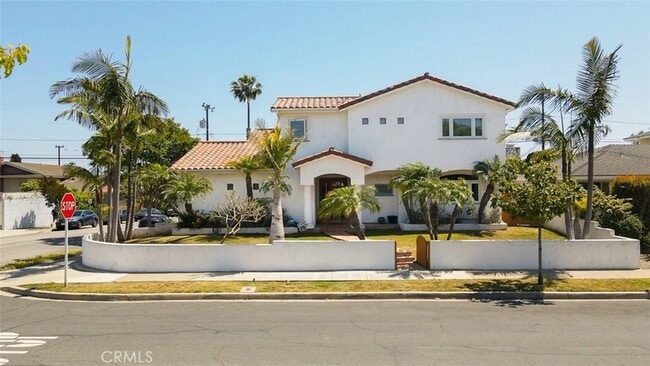 Photo - 1660 Catalina Ave House