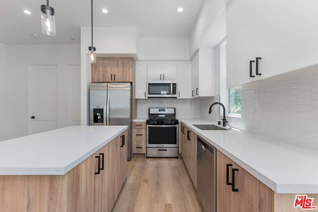Photo - 1821 Ashmore Pl