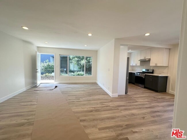 Photo - 1462 S Wooster St Condo Unit 3