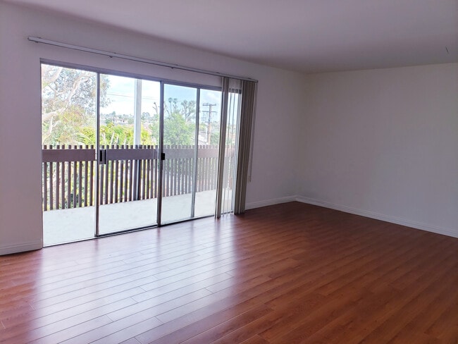 Photo - 6050 Canterbury Dr