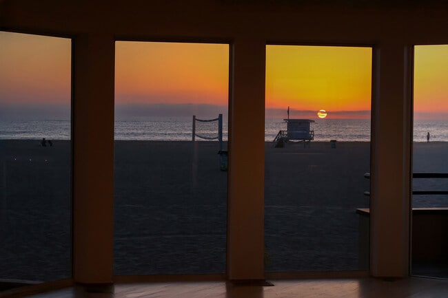 Photo - 3505 Ocean Front Walk Unit 3505