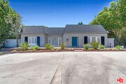 Photo - 621 N Bedford Dr House