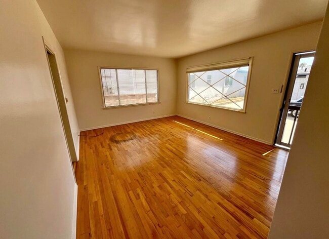 Building Photo - 336 Calle Miramar Unit 336 1/2