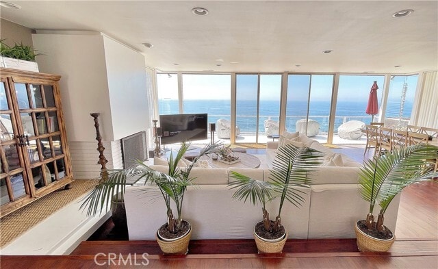 Photo - 10 Mar Vista Ln