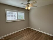 Photo - 327 E Live Oak St Townhome