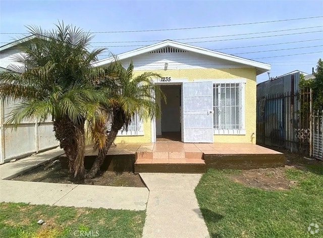 Building Photo - 1235 E 99th St Unit 1235 Rental