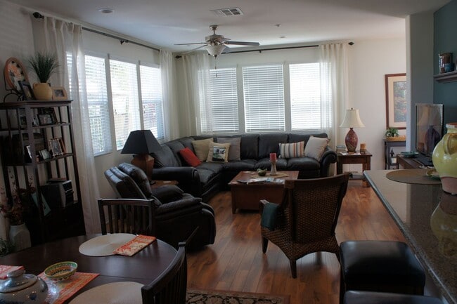 Photo - Spacious Town Home With View