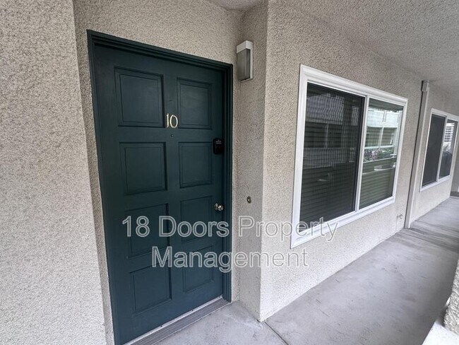 Photo - 3747 Yosemite St Unit 10