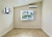 Photo - Center St (734) Unit B