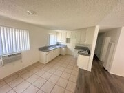 Photo - 2bd/1ba in North Hills with parking! Apartment Unit #13