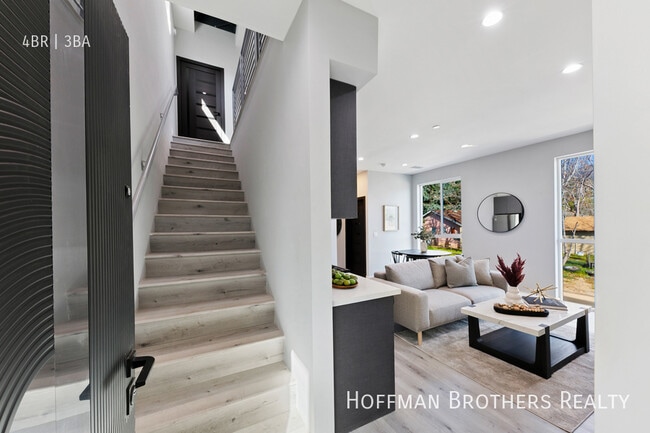 Photo - 15106 Roxford St Unit 1