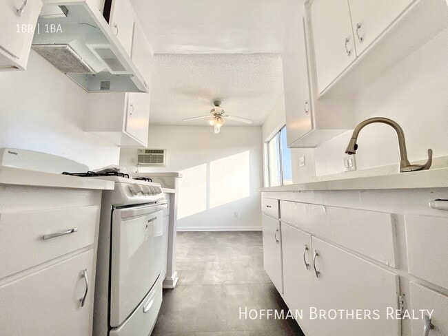 Photo - 4334 Berryman Ave Unit 5